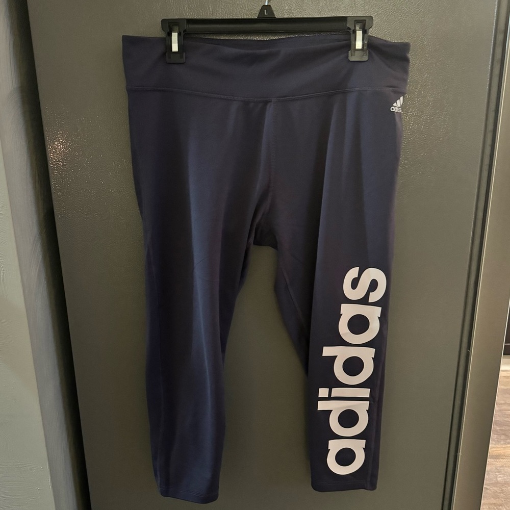 Adidas leggings